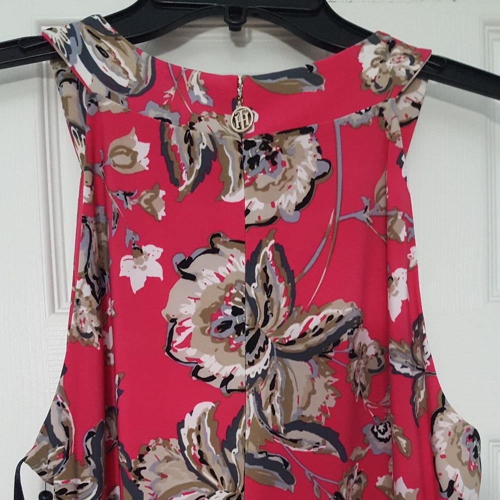 Dress - Picture 4 of 4